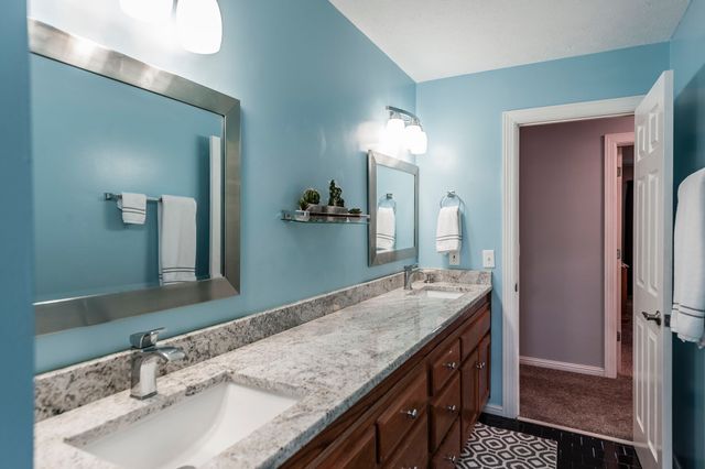 111 Highland Rdg, Hendersonville, TN 37075