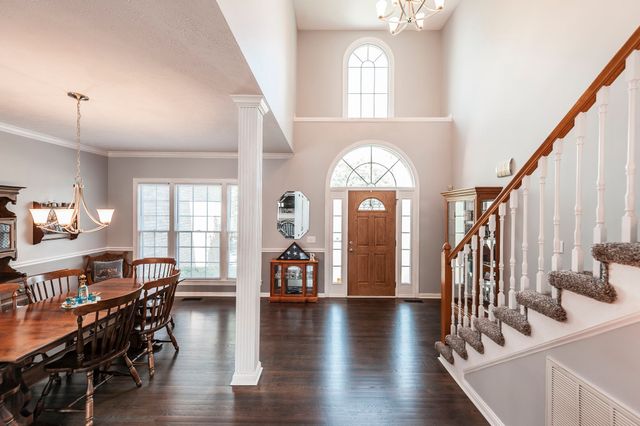 111 Highland Rdg, Hendersonville, TN 37075