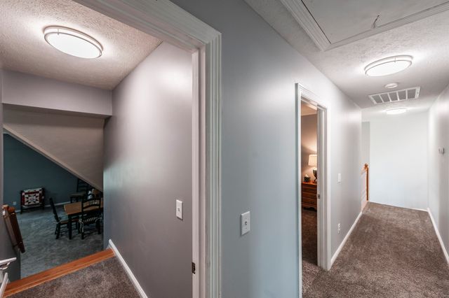 111 Highland Rdg, Hendersonville, TN 37075