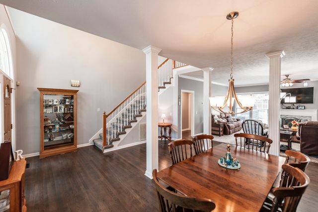 111 Highland Rdg, Hendersonville, TN 37075