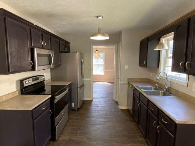 1007 Sugarcane Way, Clarksville, TN 37040