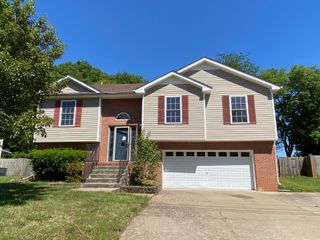 1007 Sugarcane Way, Clarksville, TN 37040