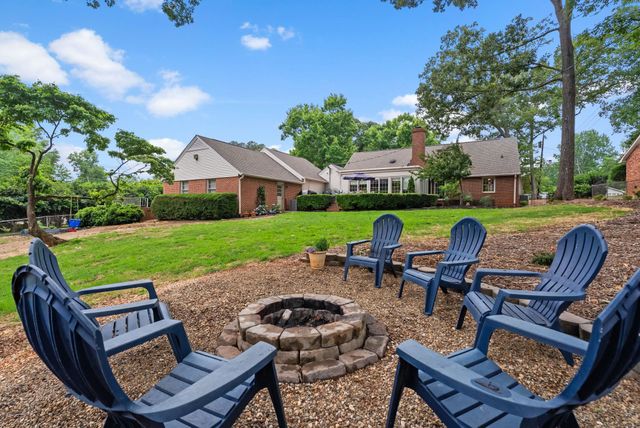 300 Lake Forest Dr, Spartanburg, SC 29302