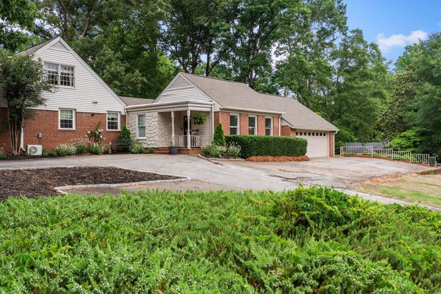 300 Lake Forest Dr, Spartanburg, SC 29302