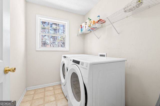 1585 Highland Farm Drive, Suwanee, GA 30024