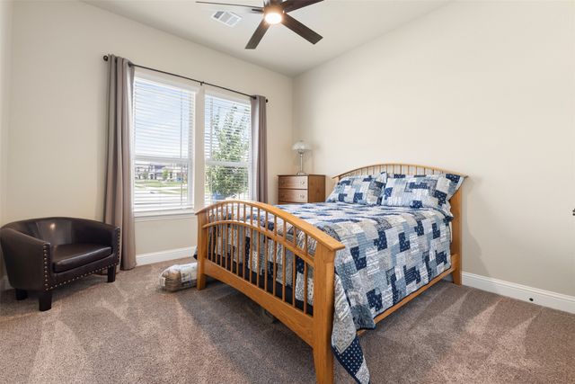1004 Bessie Drive, Desoto, TX 75115