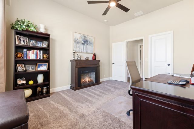1004 Bessie Drive, Desoto, TX 75115