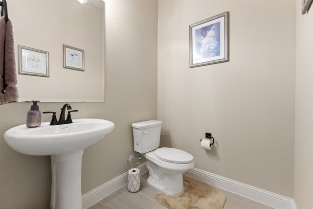 1004 Bessie Drive, Desoto, TX 75115