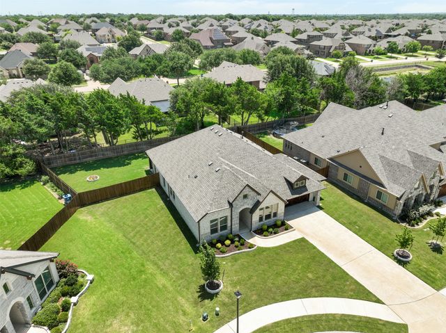 1004 Bessie Drive, Desoto, TX 75115