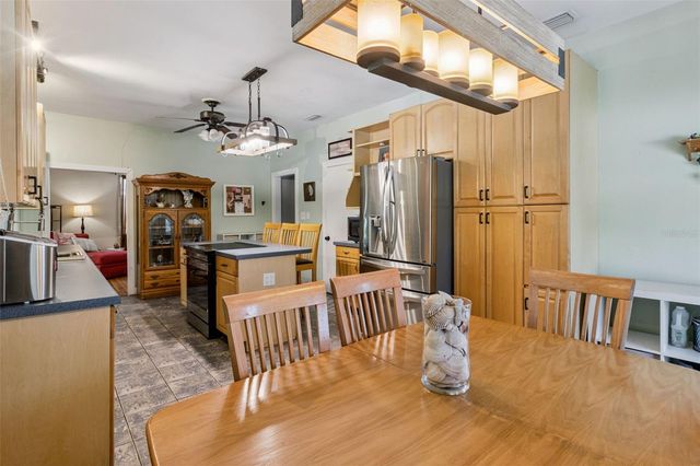 3016 N ALBANY AVENUE, Tampa, FL 33607