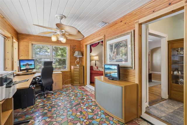 3016 N ALBANY AVENUE, Tampa, FL 33607