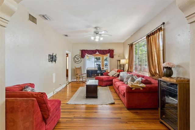 3016 N ALBANY AVENUE, Tampa, FL 33607