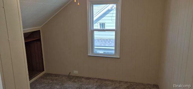 830 Knowles Street, Royal Oak, MI 48067