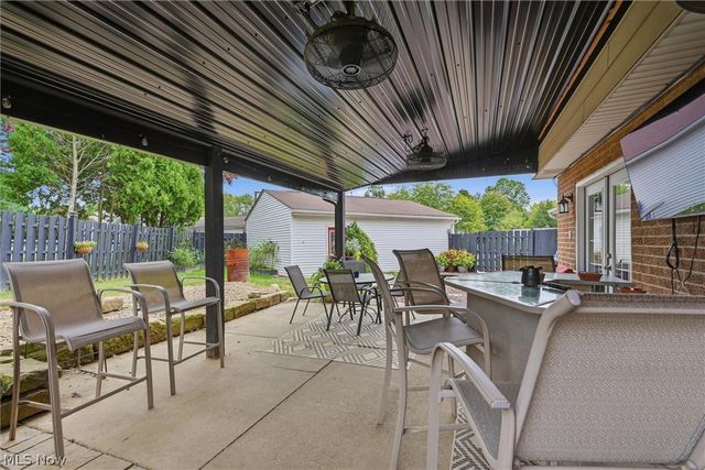 1708 Coventry Avenue NE, Warren, OH 44483