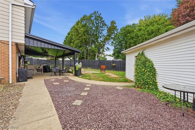 1708 Coventry Avenue NE, Warren, OH 44483