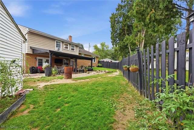 1708 Coventry Avenue NE, Warren, OH 44483