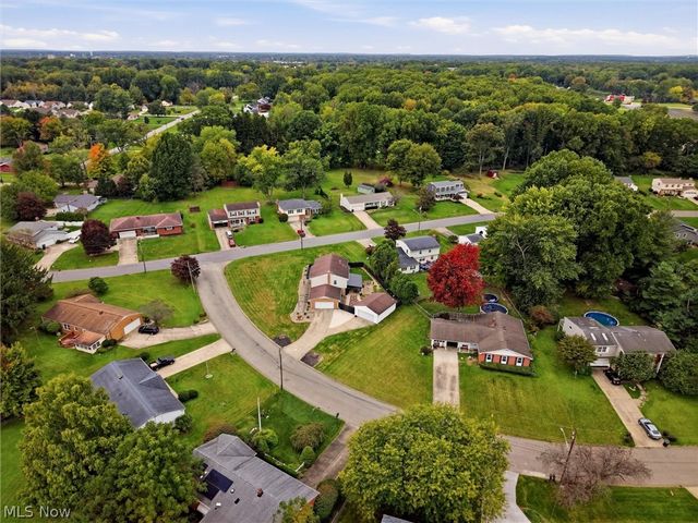 1708 Coventry Avenue NE, Warren, OH 44483