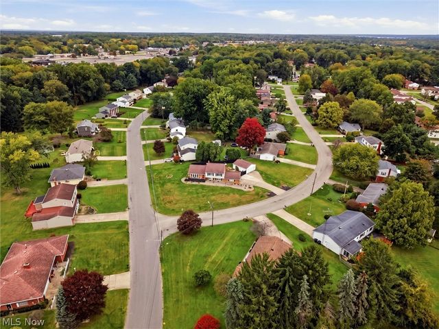 1708 Coventry Avenue NE, Warren, OH 44483