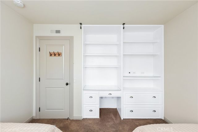 21822 Seacrest Ln, Huntington Beach, CA 92646