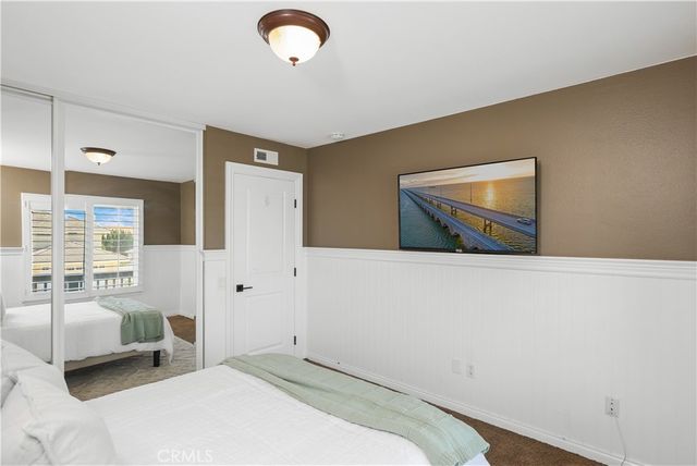 21822 Seacrest Ln, Huntington Beach, CA 92646