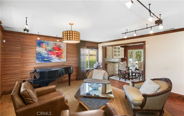 21822 Seacrest Ln, Huntington Beach, CA 92646