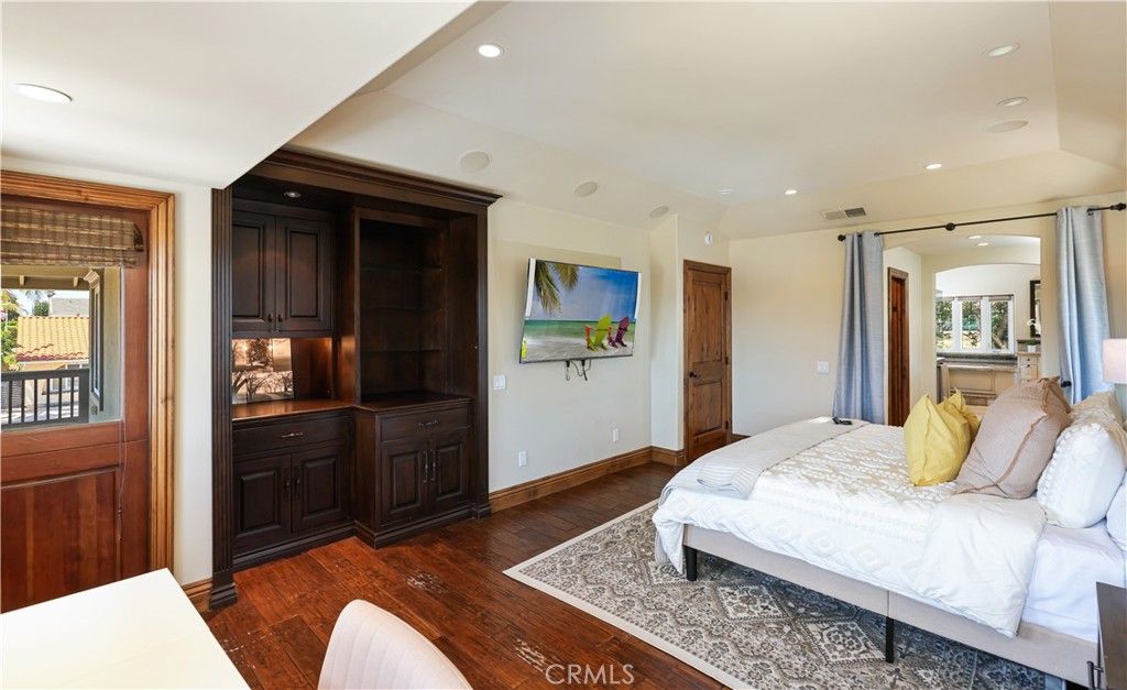 Image 12 of property listing at 21822 Seacrest Ln, Huntington Beach, CA 92646