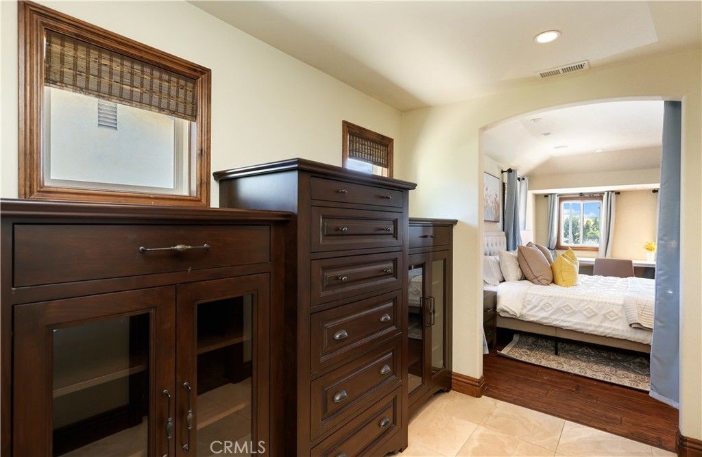 Image 24 of property listing at 21822 Seacrest Ln, Huntington Beach, CA 92646