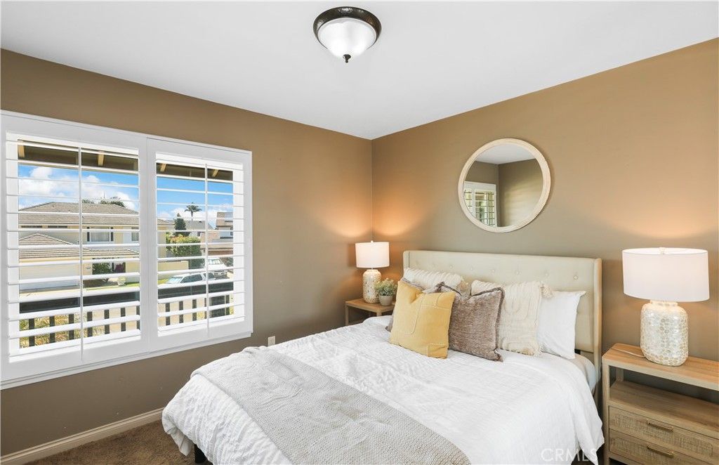 Image 30 of property listing at 21822 Seacrest Ln, Huntington Beach, CA 92646