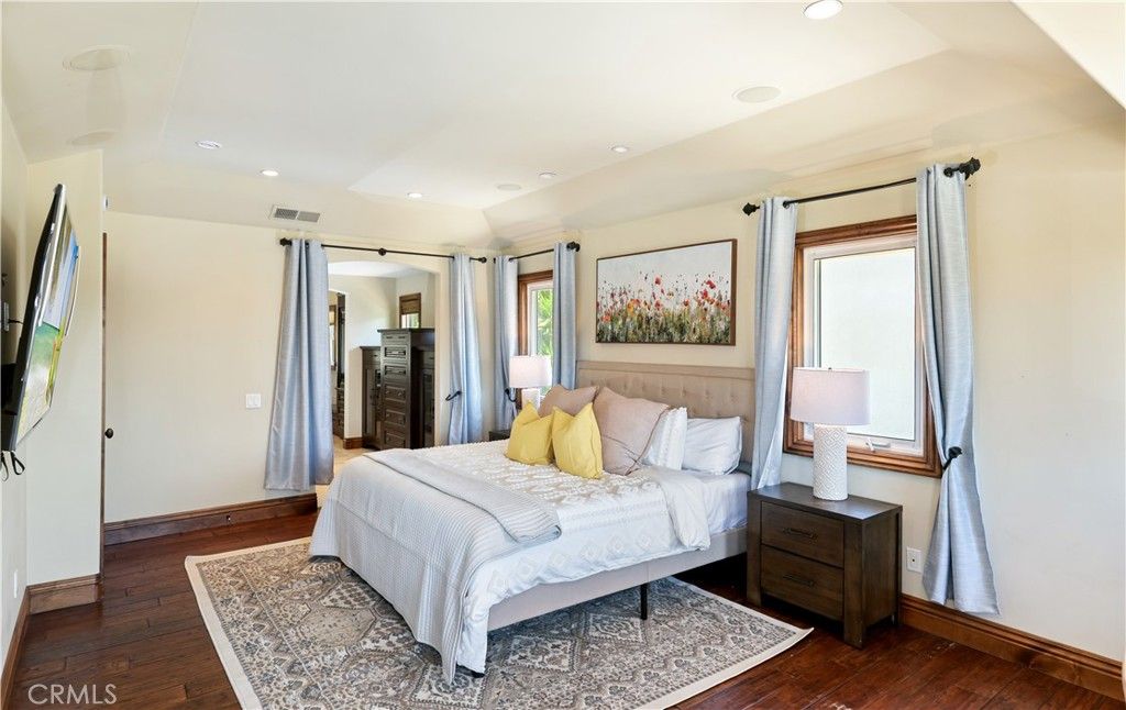 Image 32 of property listing at 21822 Seacrest Ln, Huntington Beach, CA 92646