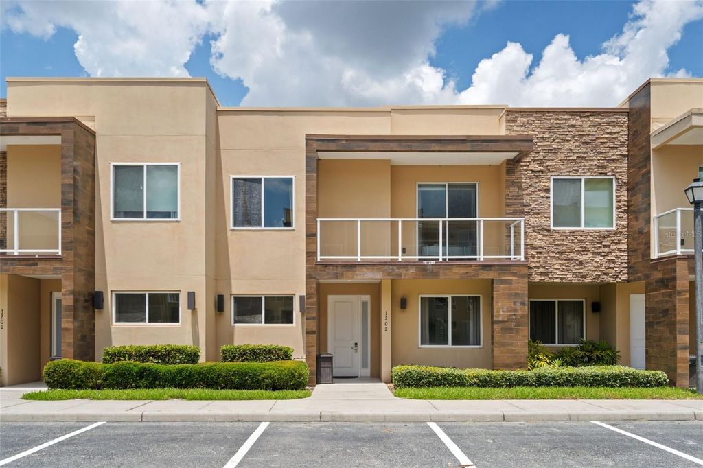 3202 BRASILIA AVENUE, Kissimmee, FL 34747