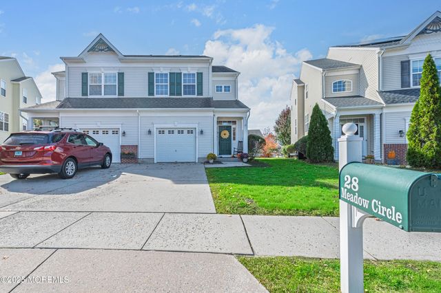 28 Meadow Circle, Mays Landing, NJ 08330