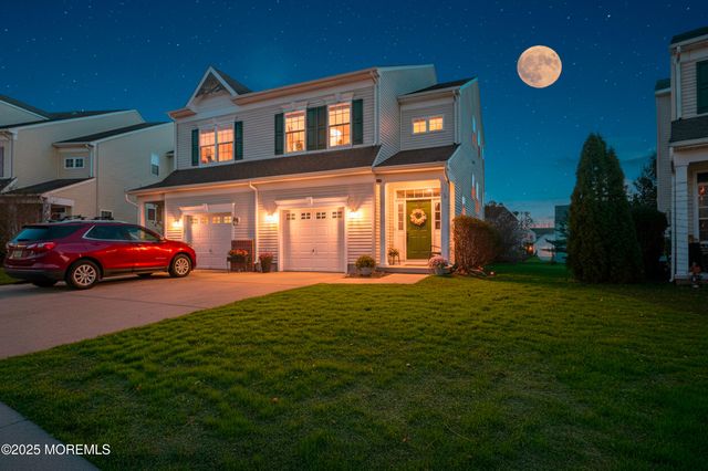 28 Meadow Circle, Mays Landing, NJ 08330