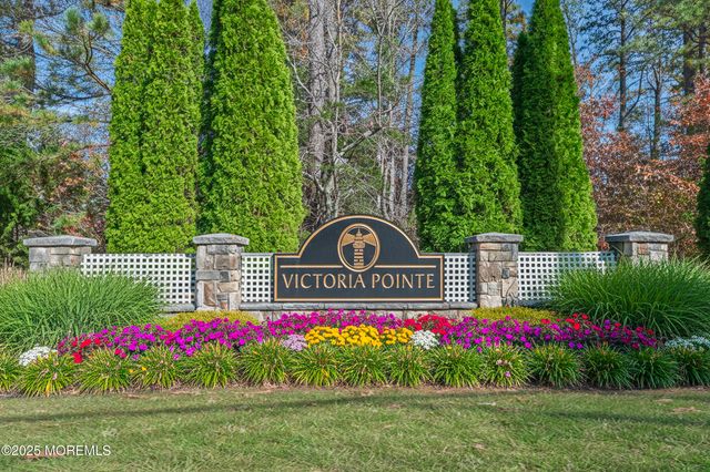 28 Meadow Circle, Mays Landing, NJ 08330