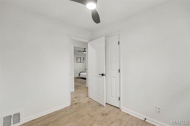 9800 Scottdale Drive, St Louis, MO 63136