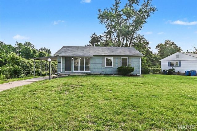 9800 Scottdale Drive, St Louis, MO 63136