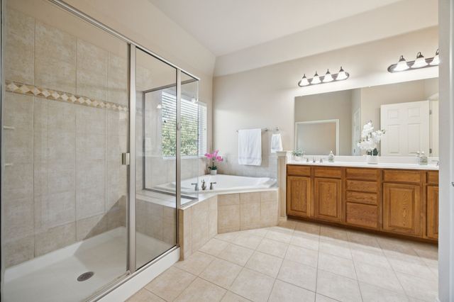 2944 Sicily Way 1202, Lewisville, TX 75067