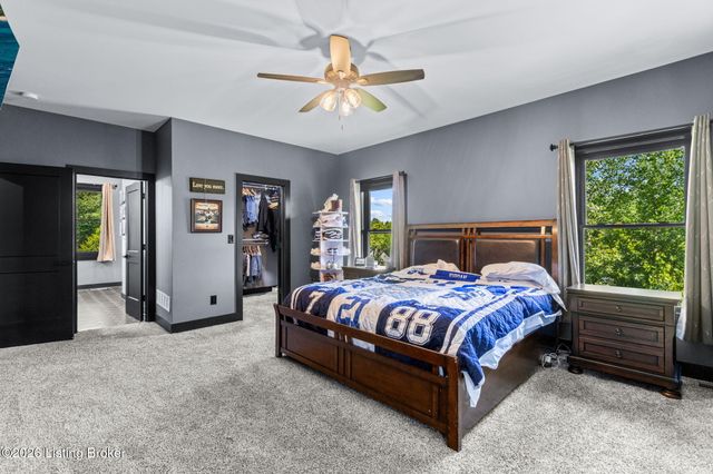 4416 Stone Wynde Dr, Louisville, KY 40272