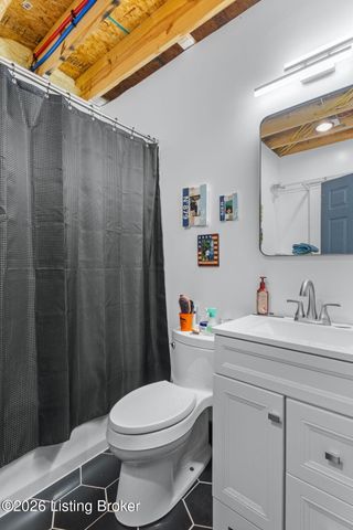 4416 Stone Wynde Dr, Louisville, KY 40272