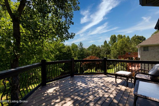 4416 Stone Wynde Dr, Louisville, KY 40272