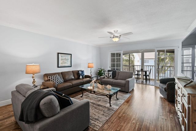 1550 NE Ocean Boulevard A-302, Stuart, FL 34996
