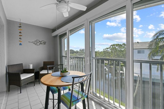 1550 NE Ocean Boulevard A-302, Stuart, FL 34996