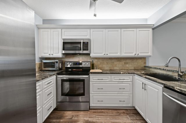 1550 NE Ocean Boulevard A-302, Stuart, FL 34996