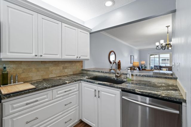 1550 NE Ocean Boulevard A-302, Stuart, FL 34996
