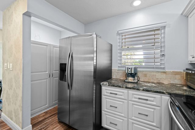 1550 NE Ocean Boulevard A-302, Stuart, FL 34996