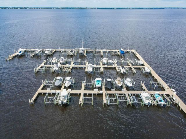 1550 NE Ocean Boulevard A-302, Stuart, FL 34996