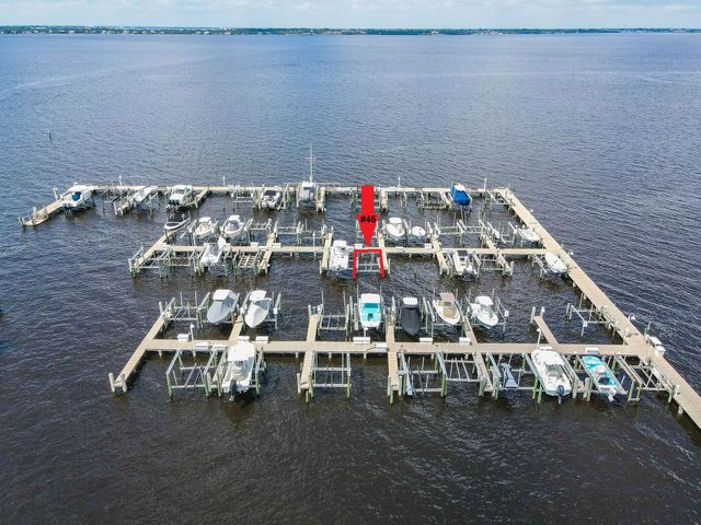 1550 NE Ocean Boulevard A-302, Stuart, FL 34996
