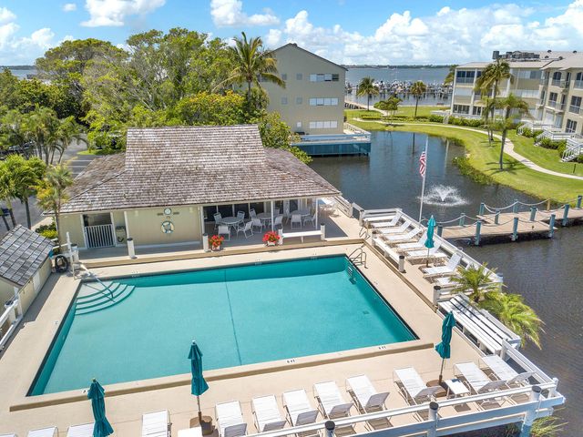 1550 NE Ocean Boulevard A-302, Stuart, FL 34996