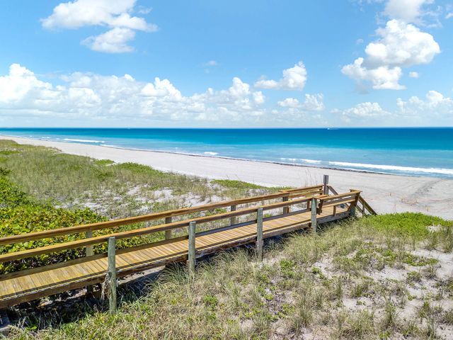 1550 NE Ocean Boulevard A-302, Stuart, FL 34996