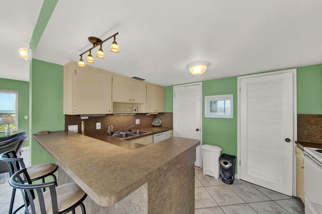 1550 NE Ocean Boulevard A-302, Stuart, FL 34996