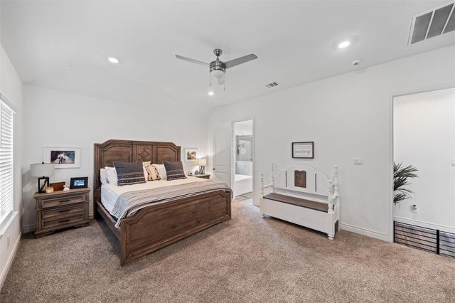 20183 Bushwick Falls Drive, Montgomery, TX 77316